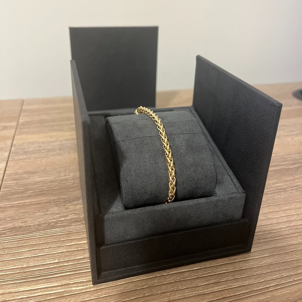 David Yurman 18K Yellow Gold Wheat Chain Bracelet, 4mm. Includes Jewlery Box